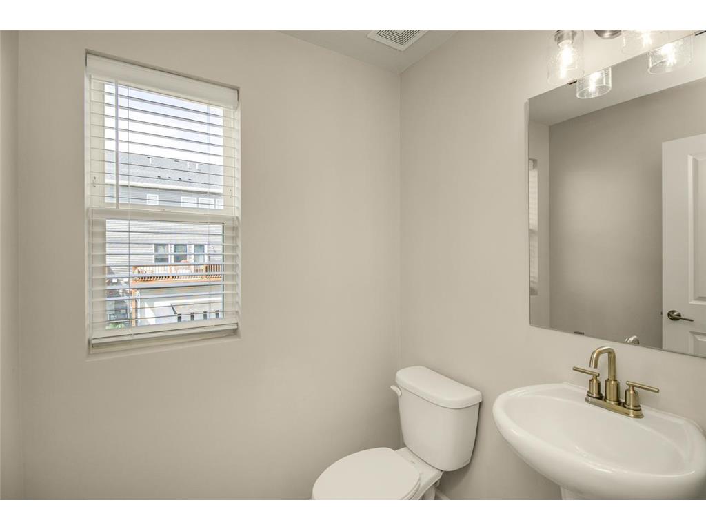 5860 156th Street W Apple Valley MN 55124 7095493 image18
