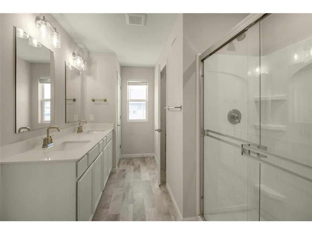 5860 156th Street W Apple Valley MN 55124 7095493 image24
