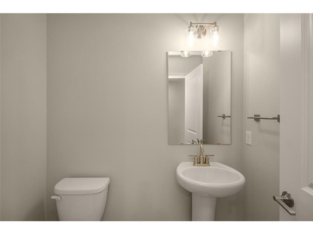 5860 156th Street W Apple Valley MN 55124 7095493 image8
