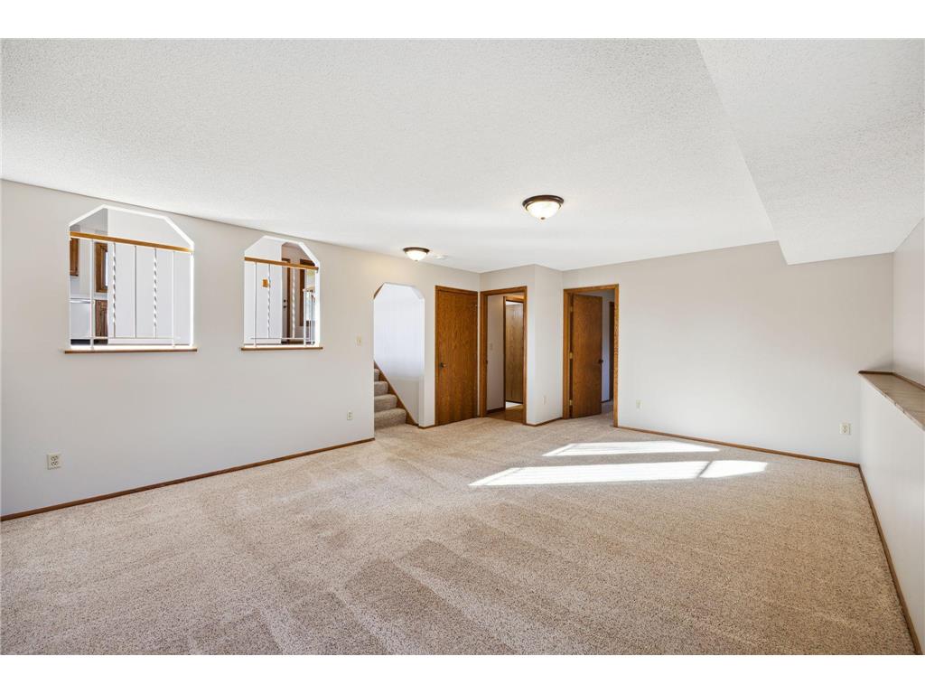 5860 Hodgson Road, Shoreview, MN, 55126 MLS 6484956 Edina Realty