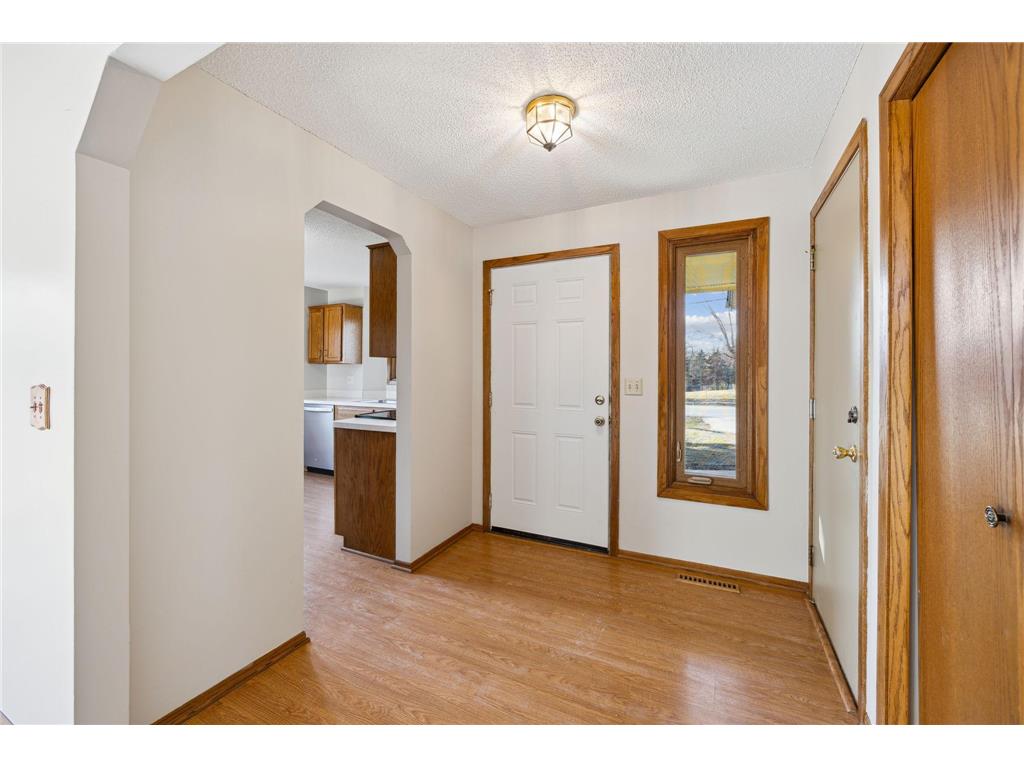 5860 Hodgson Road, Shoreview, MN, 55126 MLS 6484956 Edina Realty