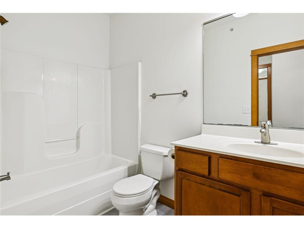 5862 Oakgreen Court N Oak Park Heights MN 55082 7020023 image18