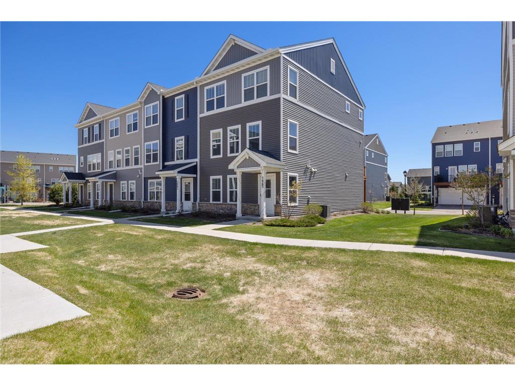 5863 156th Street W Apple Valley MN 55124 7071732 image1