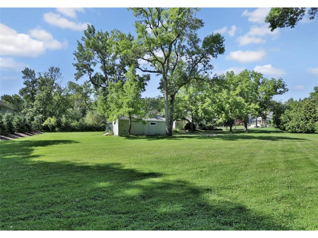 5865 Eureka Road Shorewood MN 55331 7088950 image39