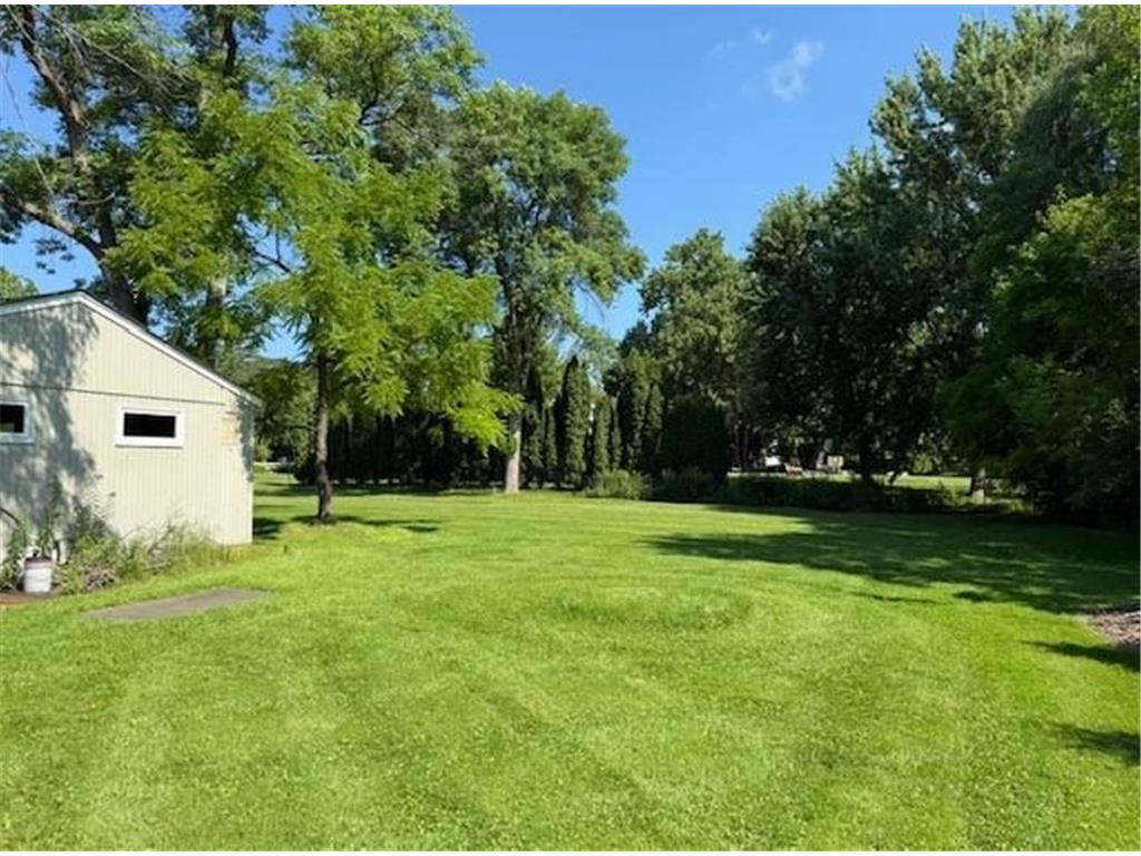 5865 Eureka Road Shorewood MN 55331 7088950 image9