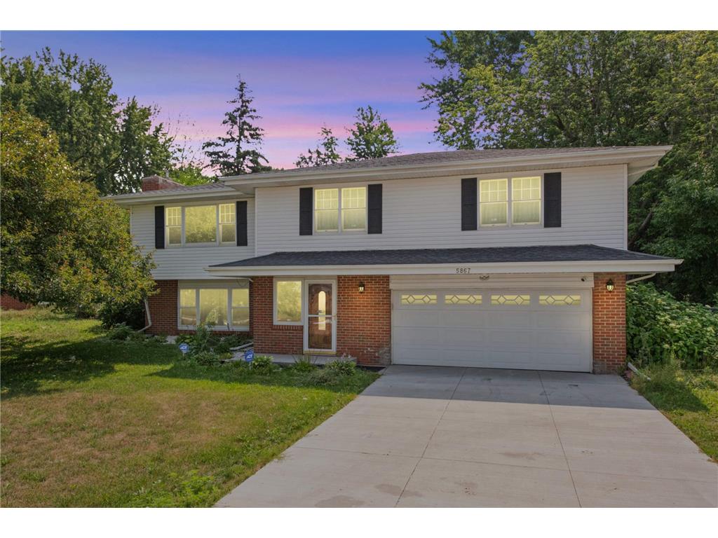 5867 Central Avenue NE Fridley MN 55432 - West Moore 7039939 image1