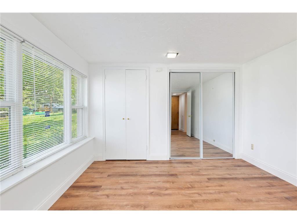 5867 Central Avenue NE Fridley MN 55432 - West Moore 7039939 image18