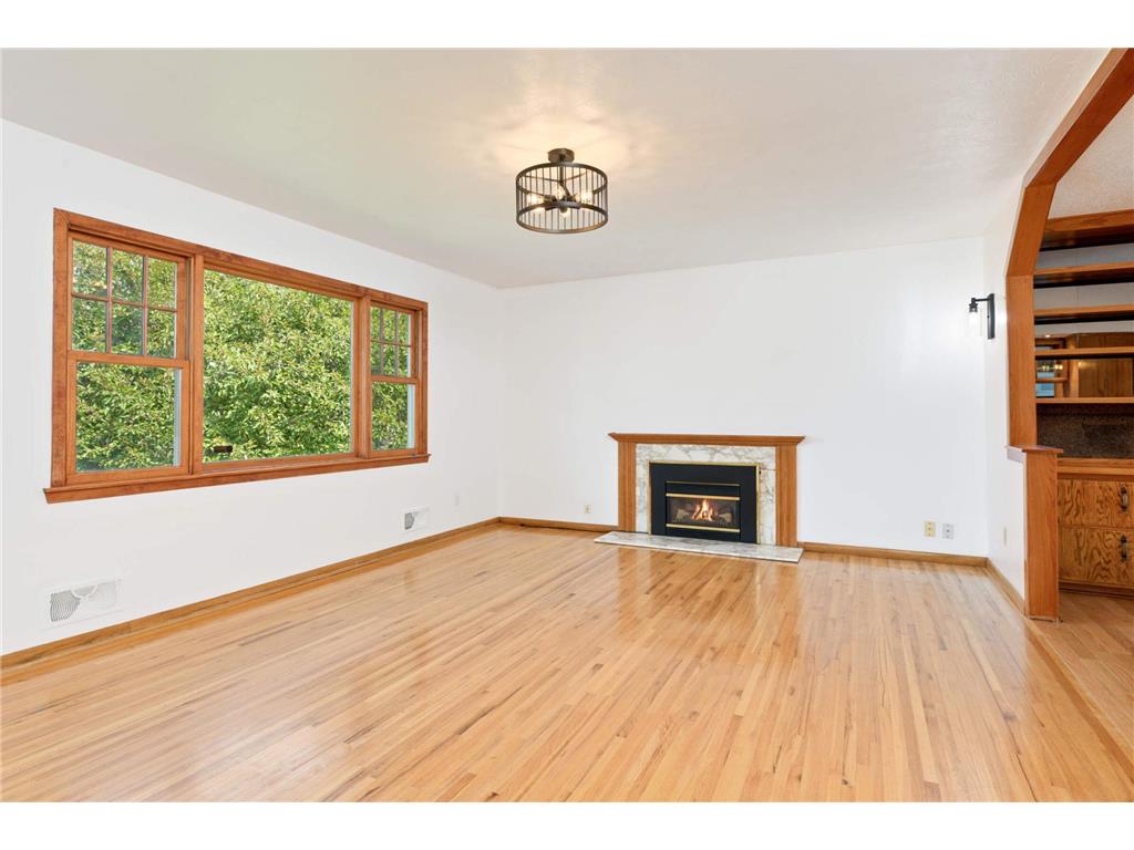 5867 Central Avenue NE Fridley MN 55432 - West Moore 7039939 image3