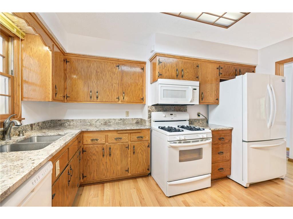 5867 Central Avenue NE Fridley MN 55432 - West Moore 7039939 image5