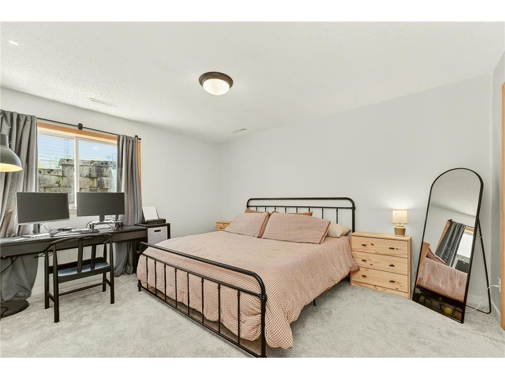 5867 Kingsbury Drive NW Rochester MN 55901 7089879 image16