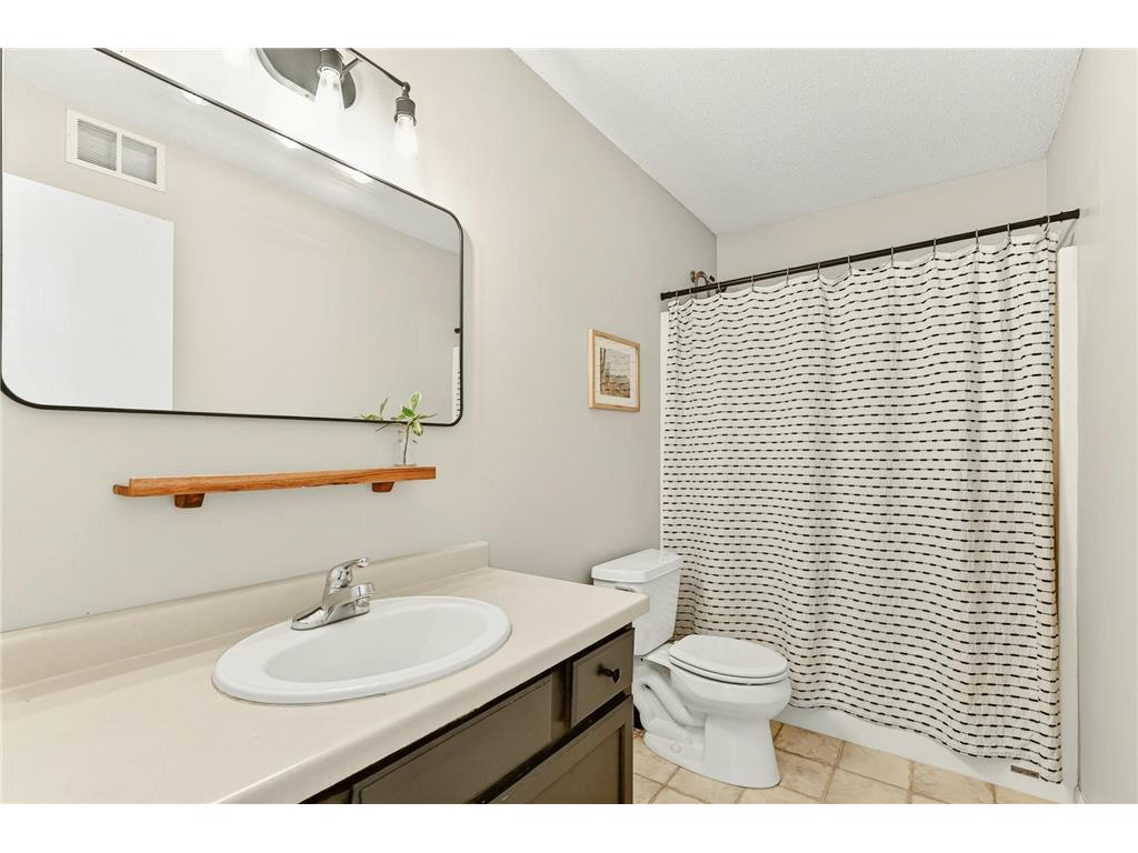 5867 Kingsbury Drive NW Rochester MN 55901 7089879 image9