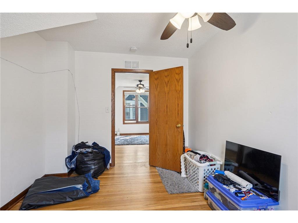 587 Cook Avenue E Saint Paul MN 55130 7044523 image26