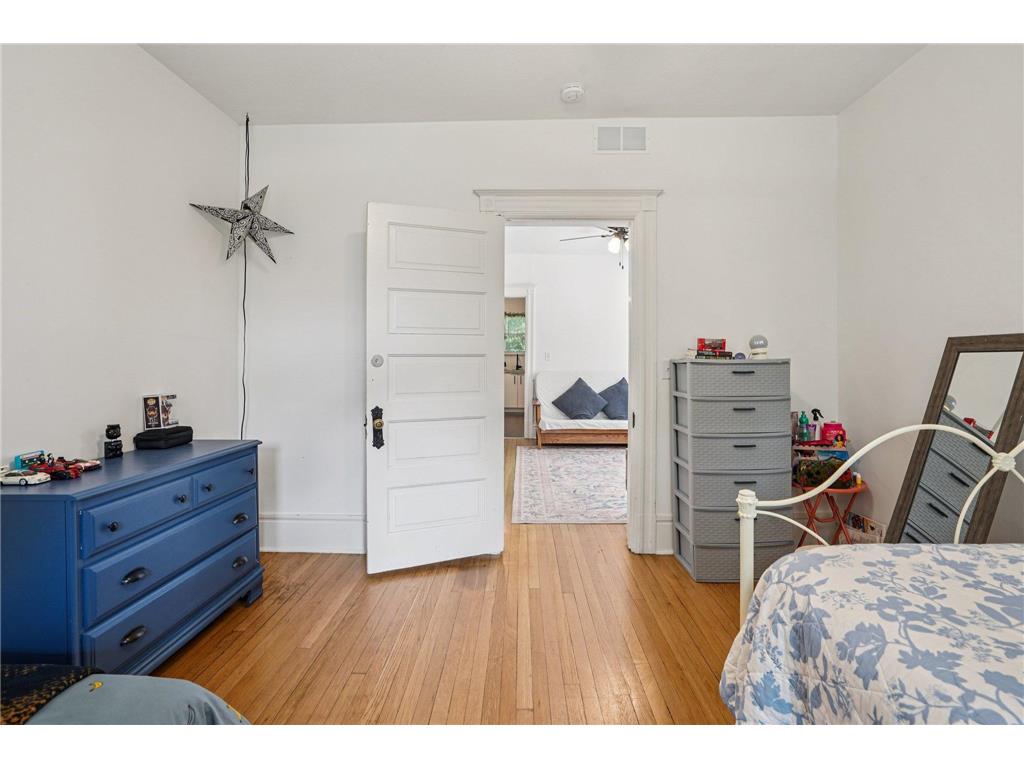 587 Cook Avenue E Saint Paul MN 55130 7044523 image30