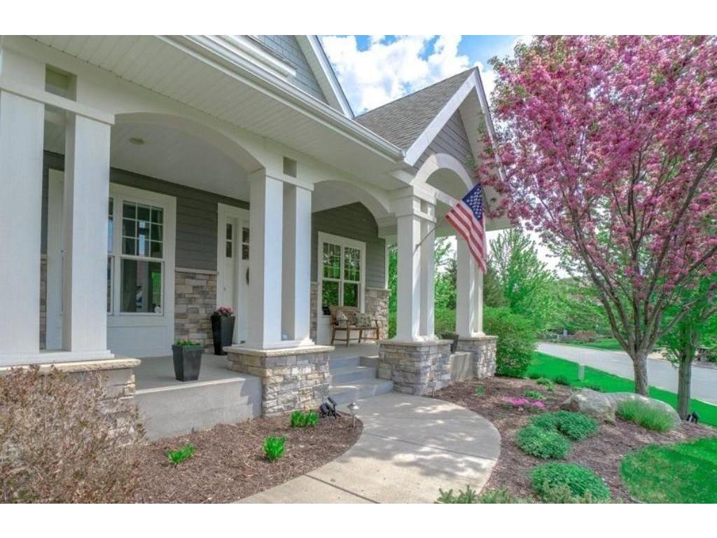 587 Lake Ridge Drive Shoreview MN 55126 7045172 image1