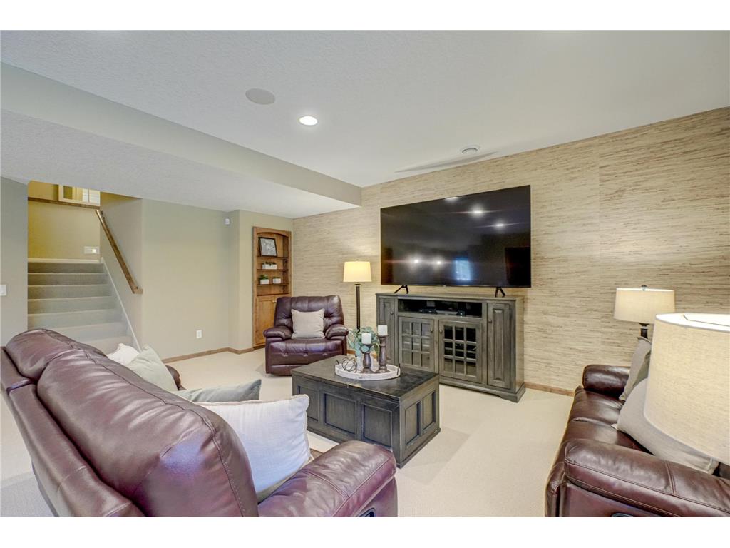 587 Lake Ridge Drive Shoreview MN 55126 7045172 image31