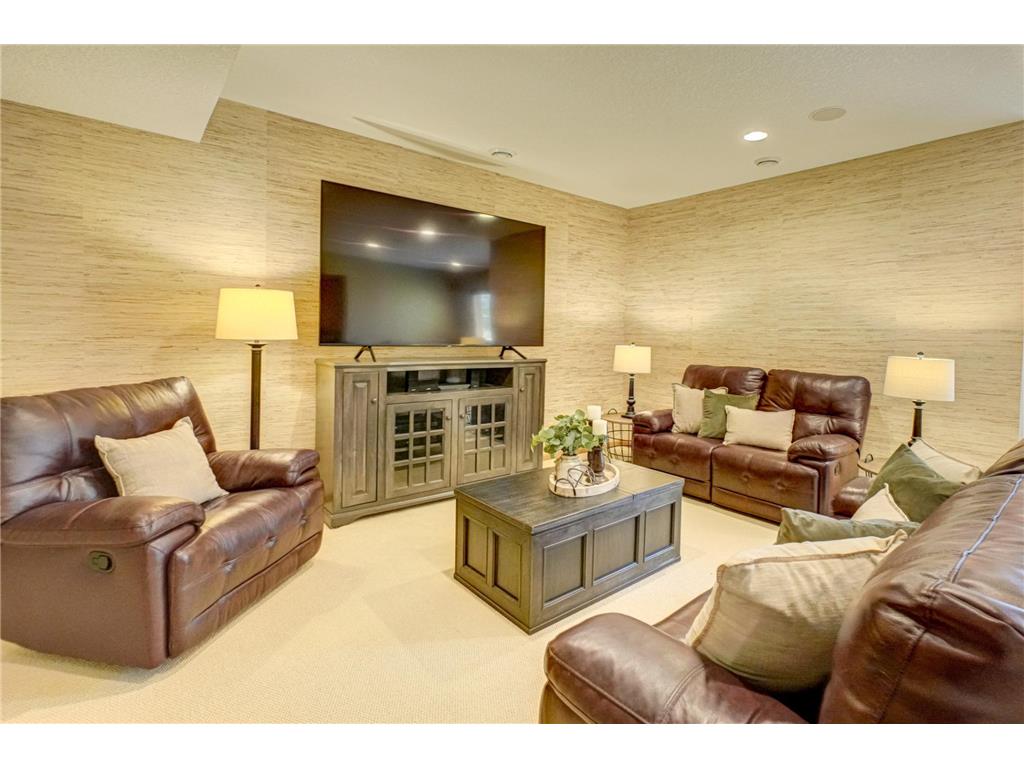 587 Lake Ridge Drive Shoreview MN 55126 7045172 image33