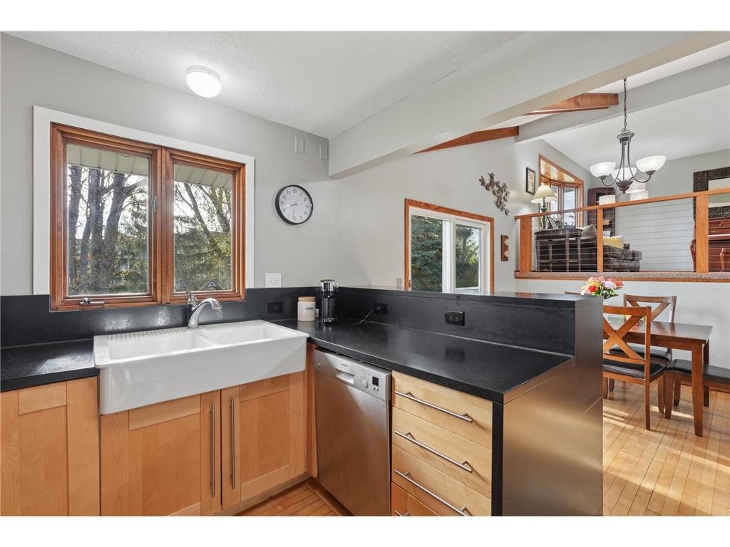 5870 Daniel Court Shoreview MN 55126 7065779 image10