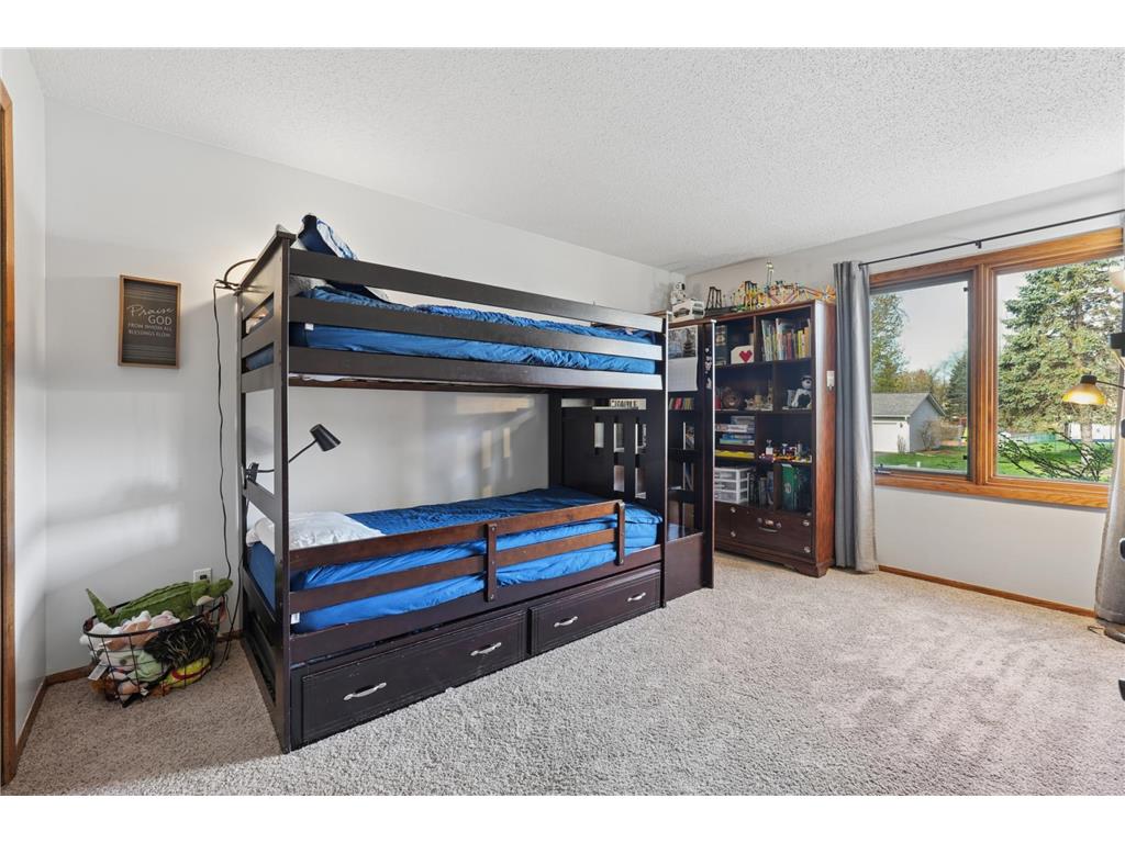 5870 Daniel Court Shoreview MN 55126 7065779 image16