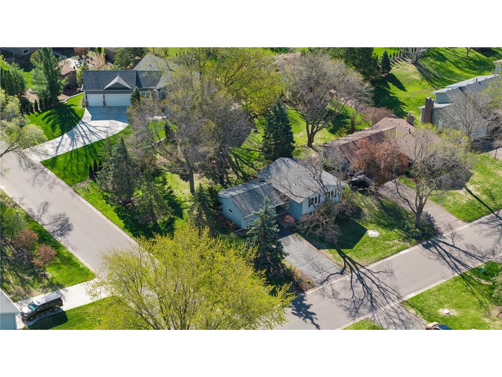 5870 Daniel Court Shoreview MN 55126 7065779 image2