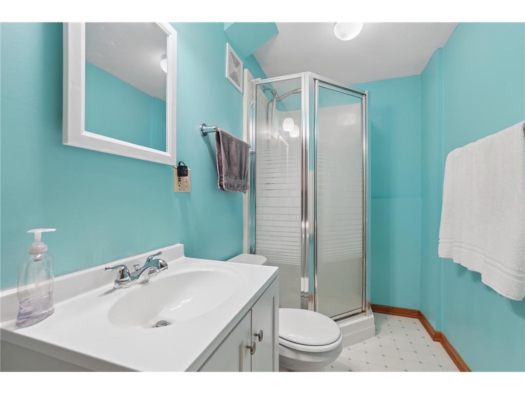 5870 Daniel Court Shoreview MN 55126 7065779 image23