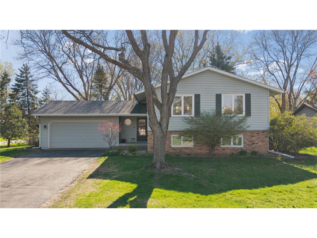 5870 Daniel Court Shoreview MN 55126 7065779 image3
