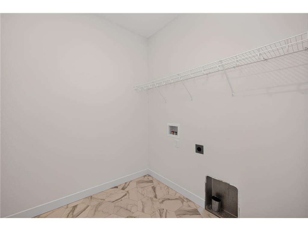 5879 41 Street S Fargo ND 58104 6762456 image19