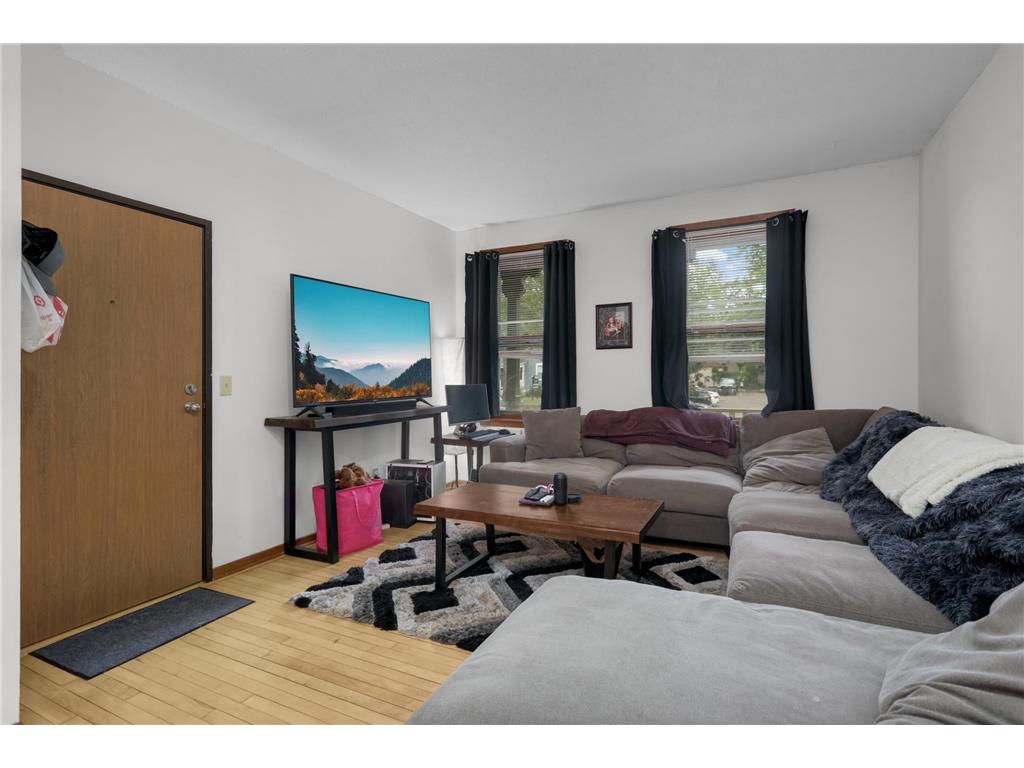588 Selby Avenue Saint Paul MN 55102 7109457 image15