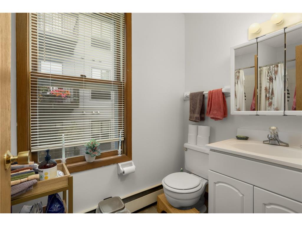 588 Selby Avenue Saint Paul MN 55102 7109457 image30