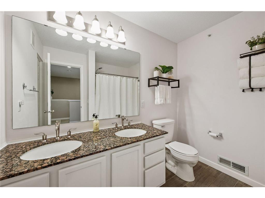 588 Willoughby Way W Minnetonka MN 55305 6809006 image13