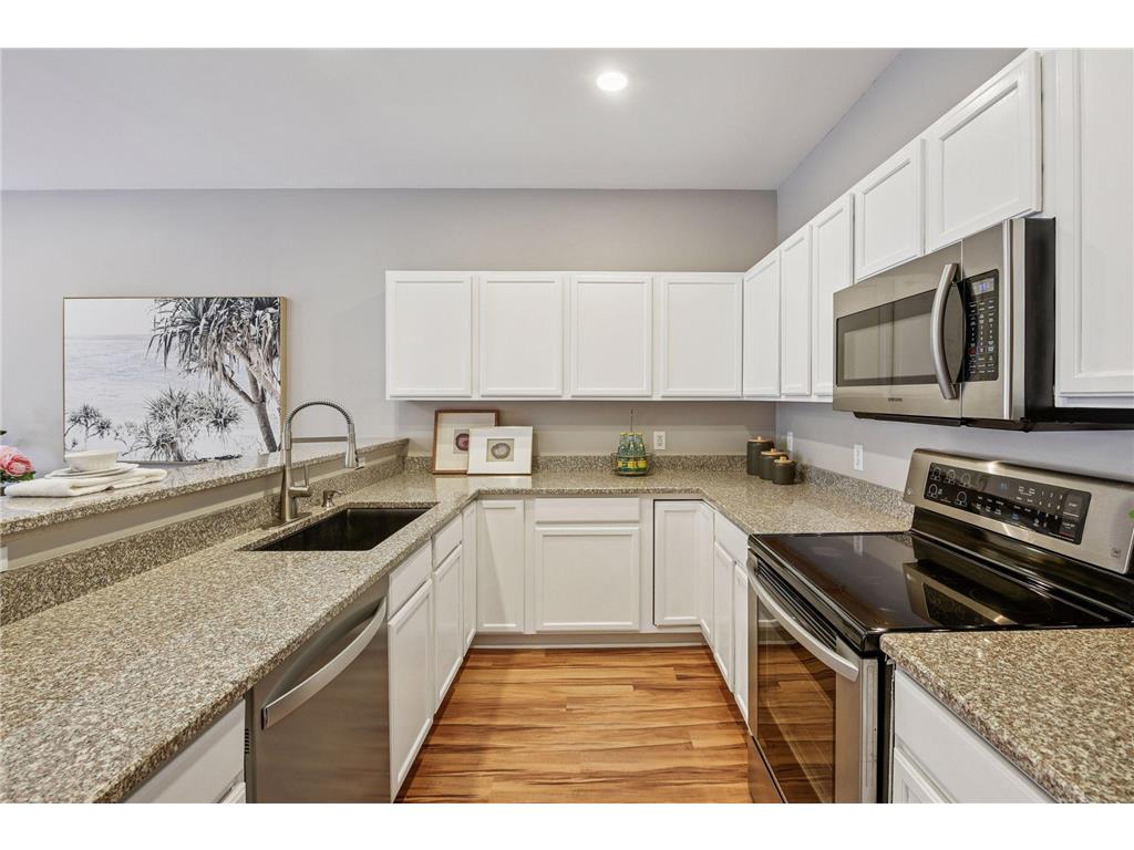 588 Willoughby Way W Minnetonka MN 55305 6809006 image9