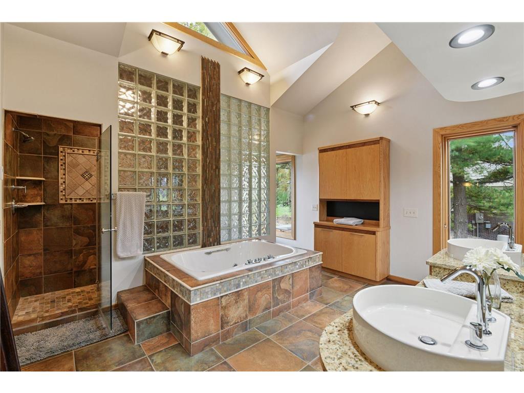 5880 Boulder Bridge Lane Shorewood MN 55331 - Lake Minnetonka 6805988 image27