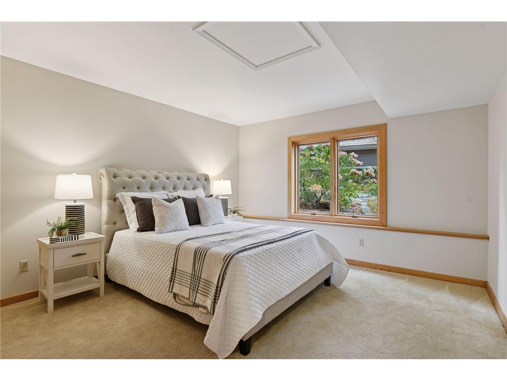 5880 Boulder Bridge Lane Shorewood MN 55331 - Lake Minnetonka 6805988 image36