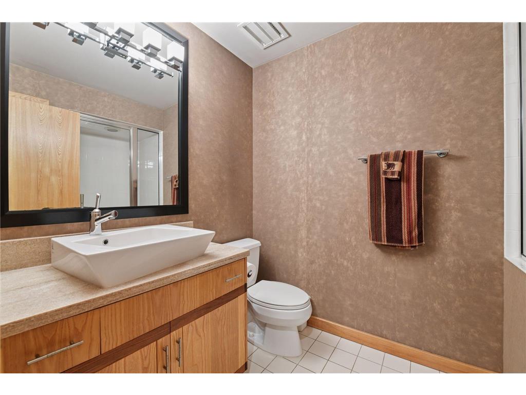 5880 Boulder Bridge Lane Shorewood MN 55331 - Lake Minnetonka 6805988 image37