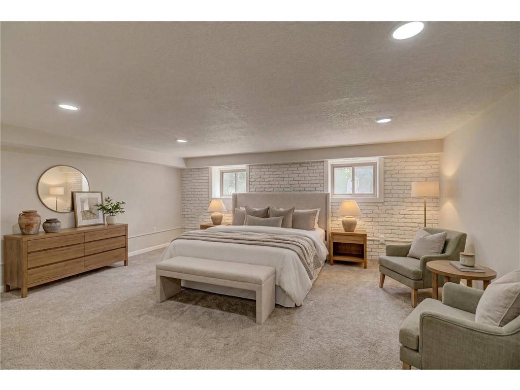 5881 Lexington Avenue N Shoreview MN 55126 7070233 image13