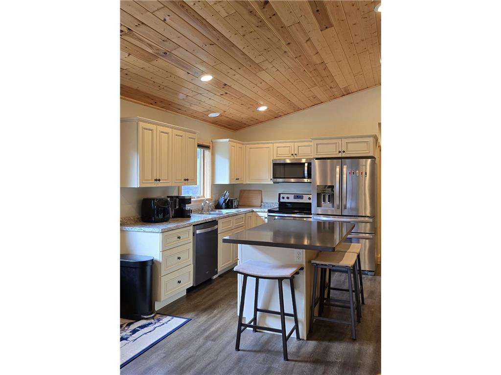 5882 Lakeshore Lane NW Cass Lake MN 56633 - Cass Lake 7083788 image11