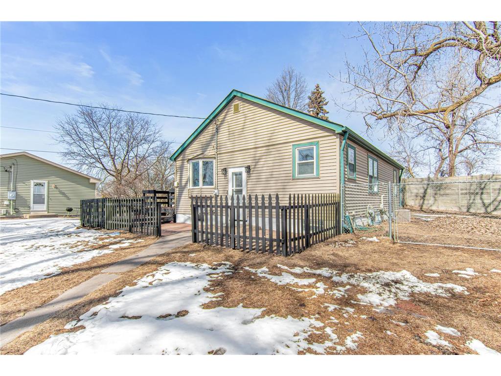 589 Cheri Lane NE Fridley MN 55421 6677485 image1