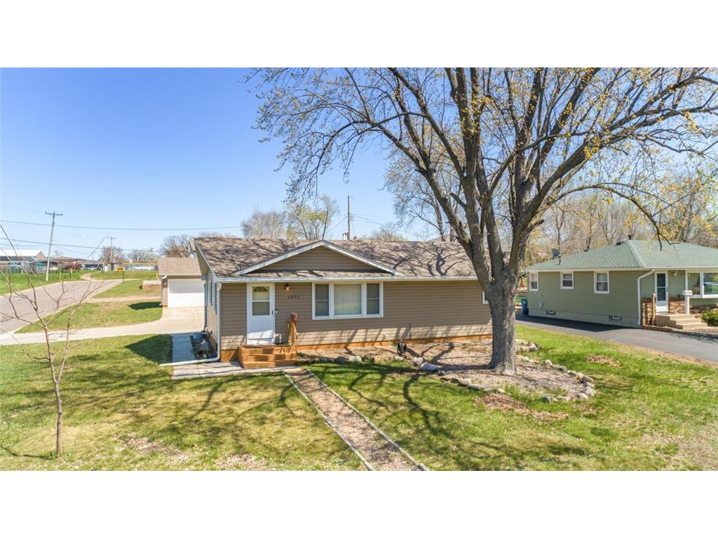 5897 Washington Street NE Fridley MN 55432 6505157 image1