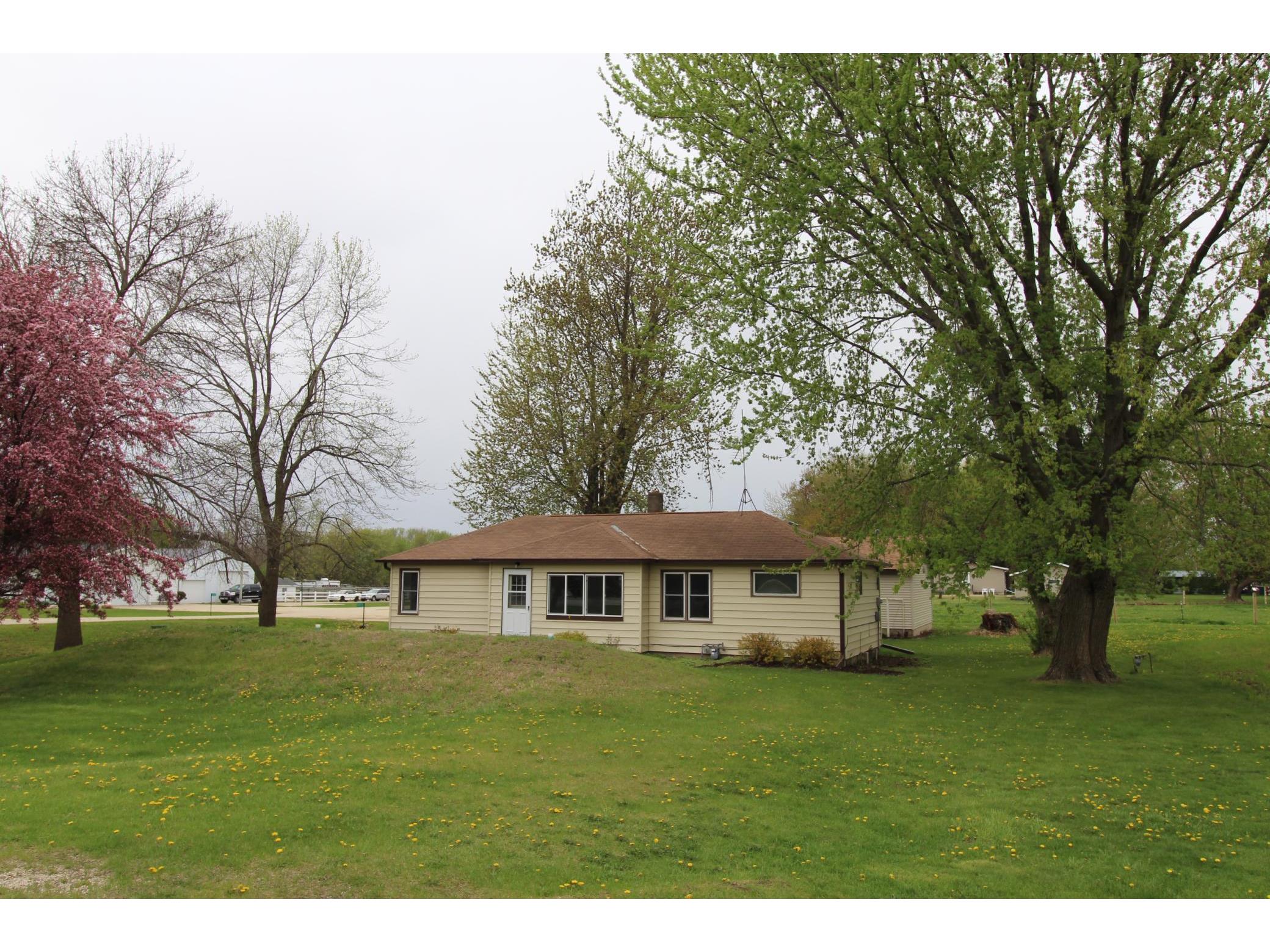 58972 271st Street, Brownsdale, MN 55918 MLS 5752488 Edina Realty