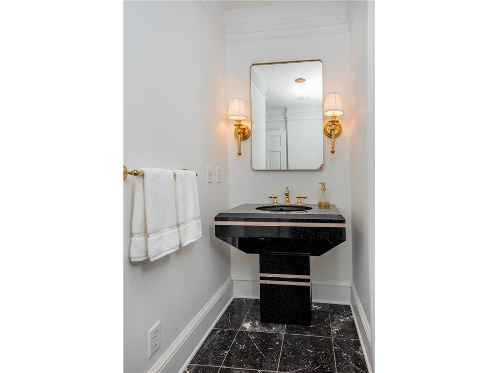 59 4th Street W #23C Saint Paul MN 55102 7073757 image48