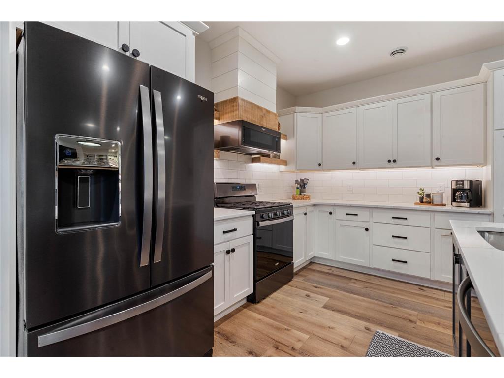 59 E Riverside Road Esko MN 55733 7049655 image13