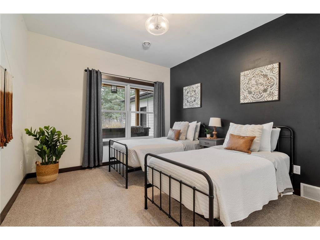 59 E Riverside Road Esko MN 55733 7049655 image17