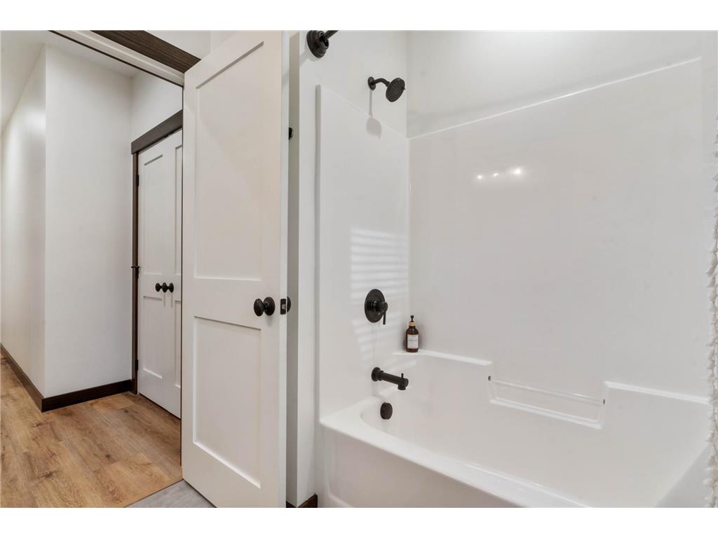 59 E Riverside Road Esko MN 55733 7049655 image24