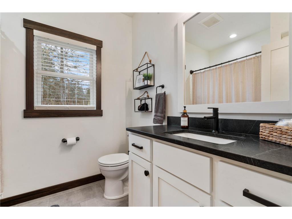 59 E Riverside Road Esko MN 55733 7049655 image25