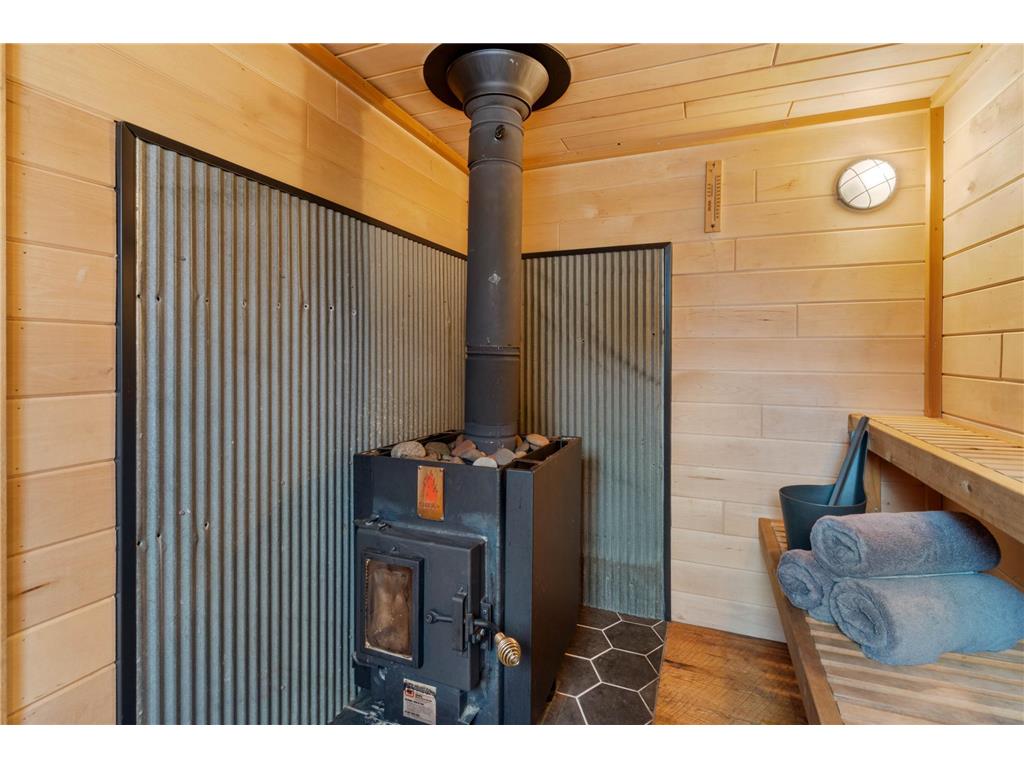 59 E Riverside Road Esko MN 55733 7049655 image40