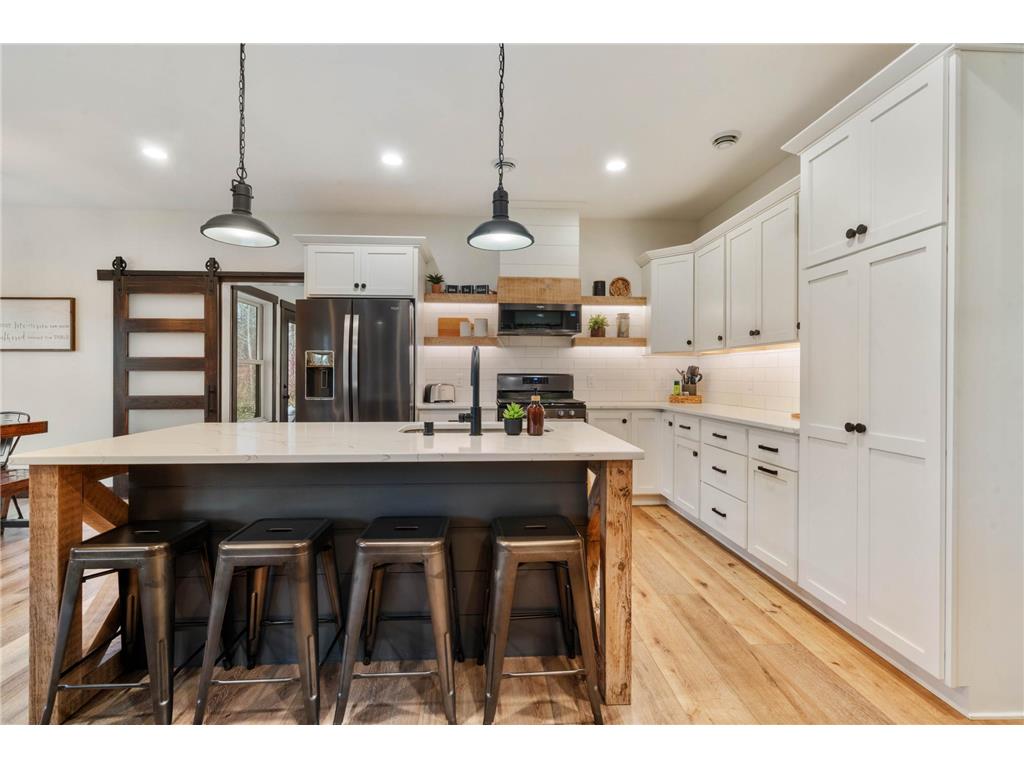 59 E Riverside Road Esko MN 55733 7049655 image5