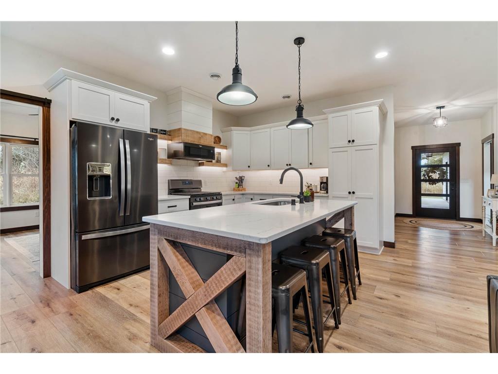 59 E Riverside Road Esko MN 55733 7049655 image7