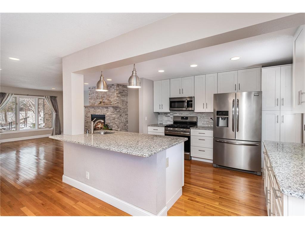 59 Walden Street Burnsville MN 55337 6635880 image1