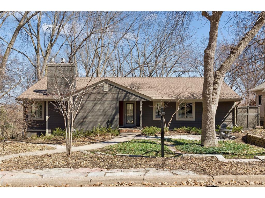 590 Montcalm Place Saint Paul MN 55116 6773257 image1