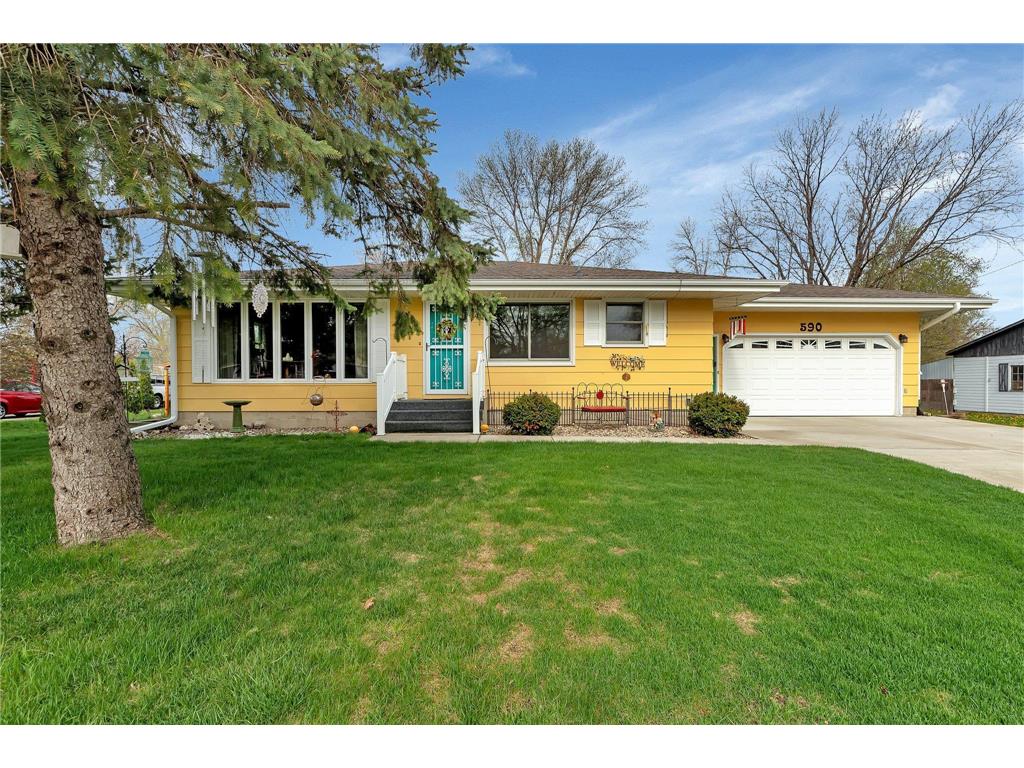 590 State Street S Eden Valley MN 55329 6361994 image1