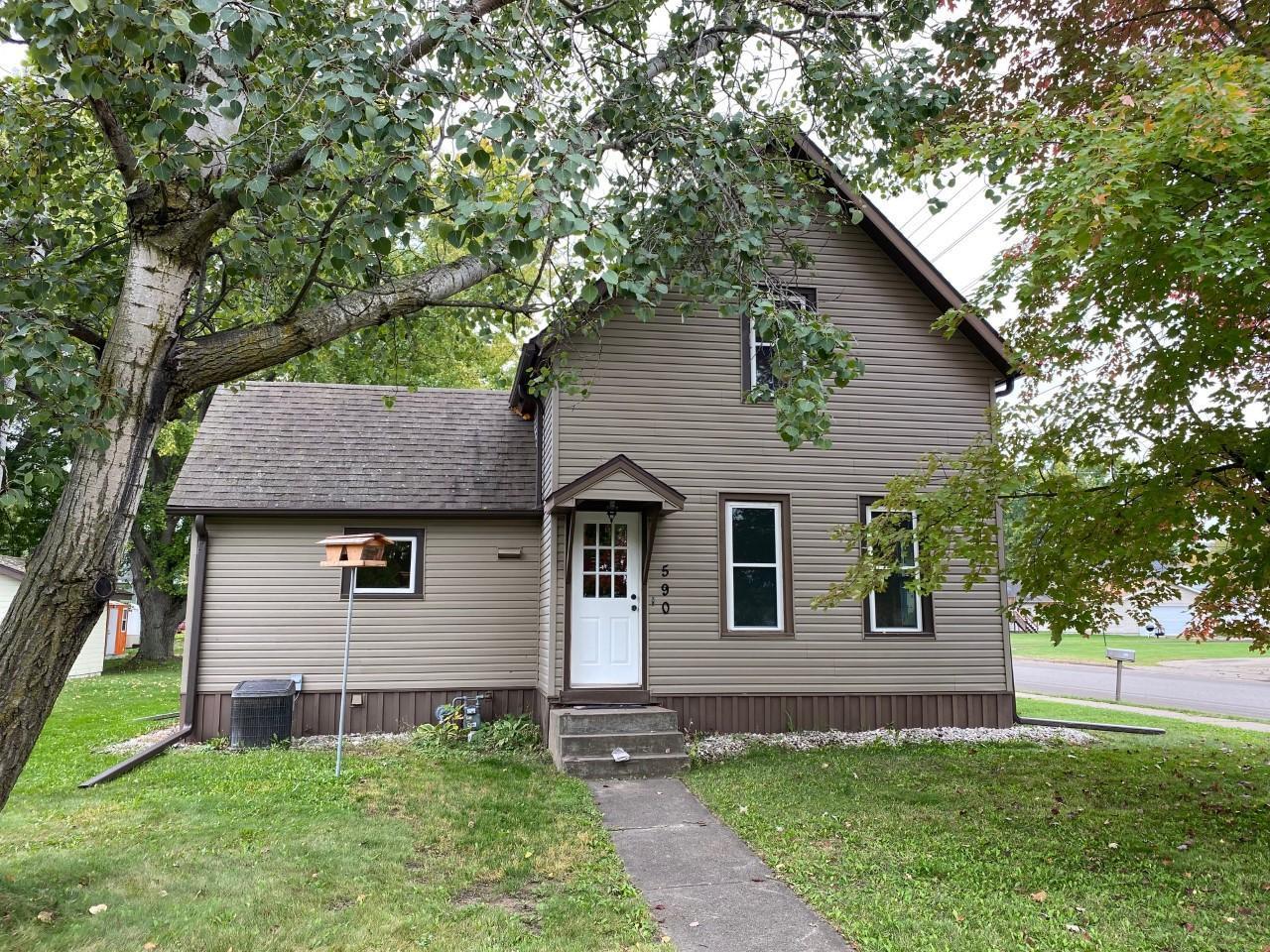 590 W 2nd Street, Rush City, MN 55069 MLS 6114078 Edina Realty